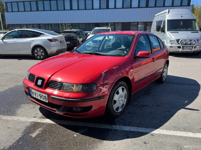 Seat  JUURI KATSASTETTU / SUPER HALPA / RAHOITUS