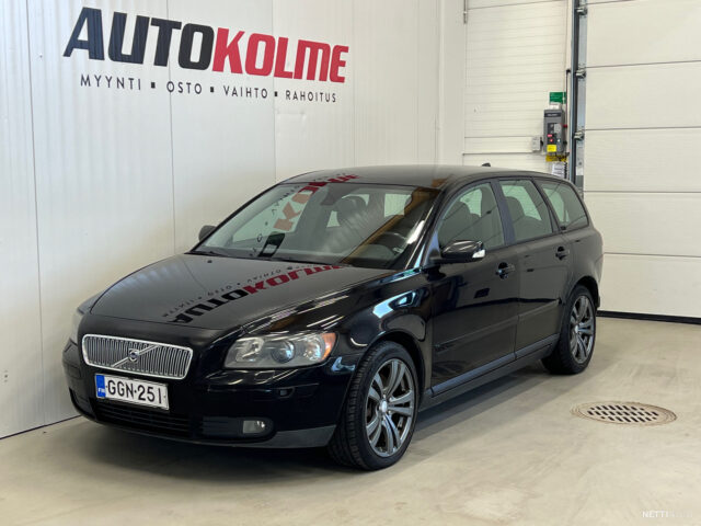 Volvo  T5 Momentum / Juuri Katsastettu / Siisti kuntoinen / Rahoitus