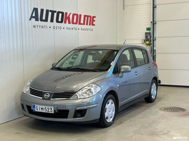 Nissan  1