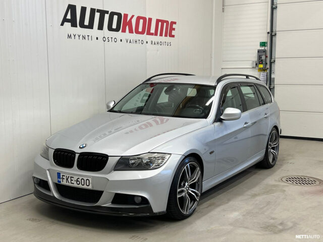 BMW  325 i touring / Näyttävä / Nahkasisusta / Rahoitus